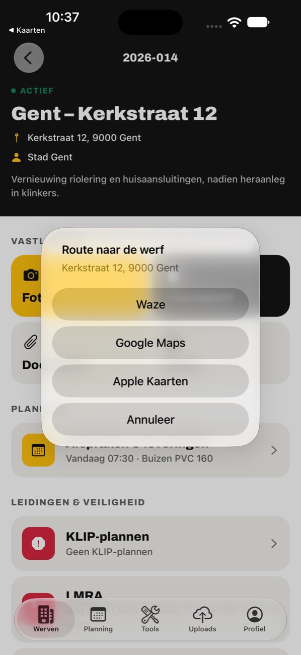 Keuze voor de route naar de werf: Waze, Google Maps of Apple Kaarten.